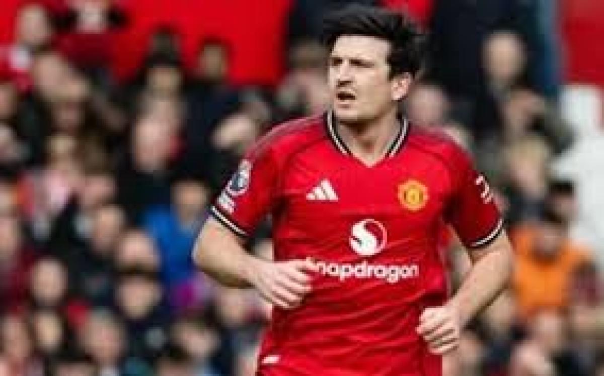 Manchester United anuncia a renovação de contrato do zagueiro Harry Maguire