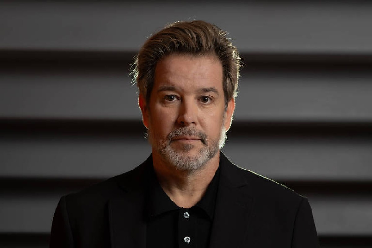 'Três Graças': Ferrete tenta matar Viviane, mas erra e atinge o próprio filho