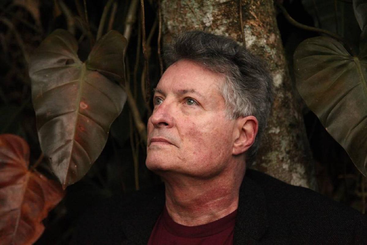 Sergio Vid transforma canções de Chico Buarque em rock em novo álbum