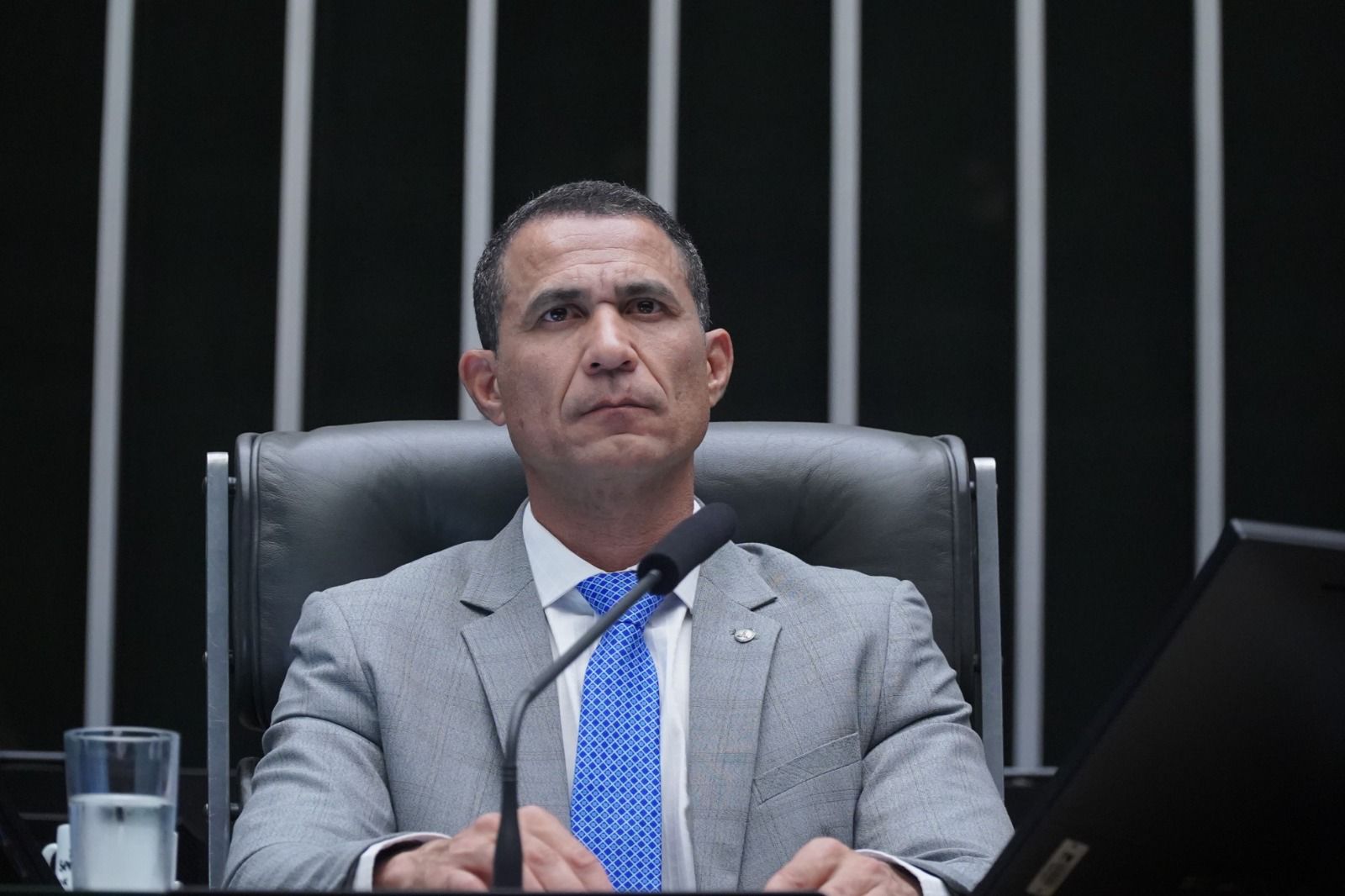 Os 4 pilares de uma verdadeira política
