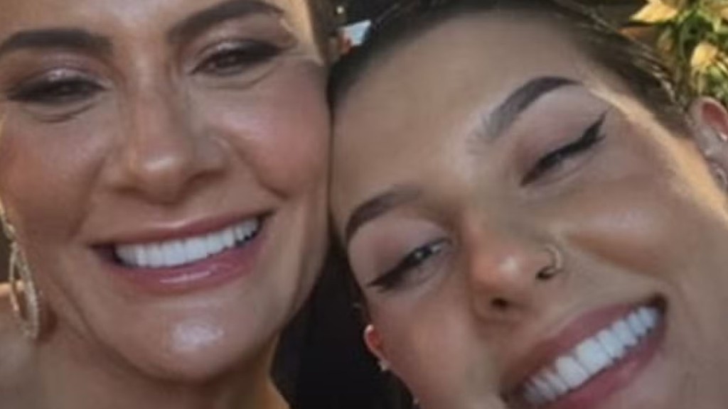 Ana Castela homenageia a mãe com mensagem emocionante: ‘Aniversário dela’