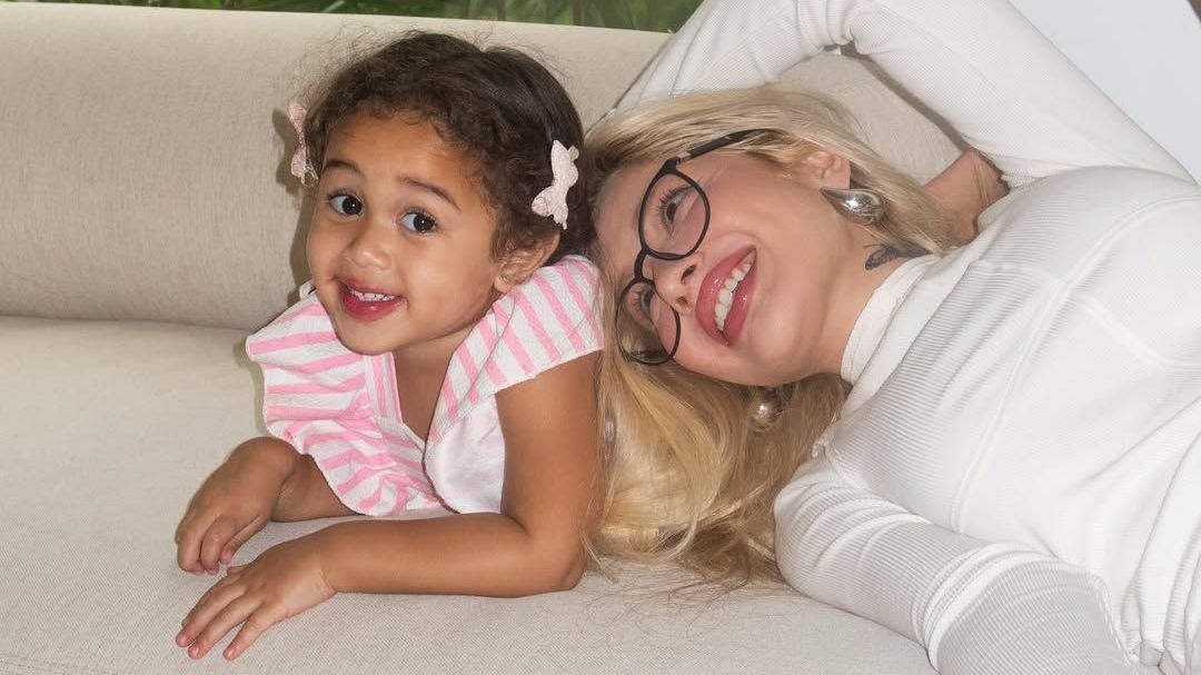 Karoline Lima descobre diagnóstico de filha com Éder Militão