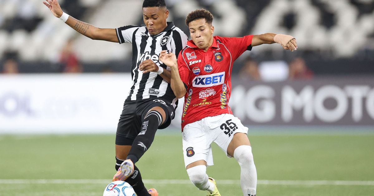 Botafogo busca empate contra o Caracas em estreia na Sul-Americana