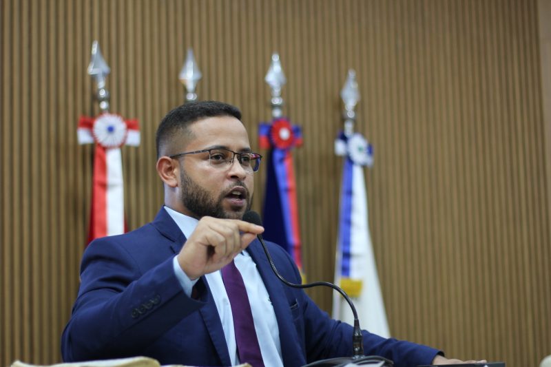 Vereador denuncia sobrecarga e falta de apoio psicológico no Corpo de Bombeiros de Rondonópolis