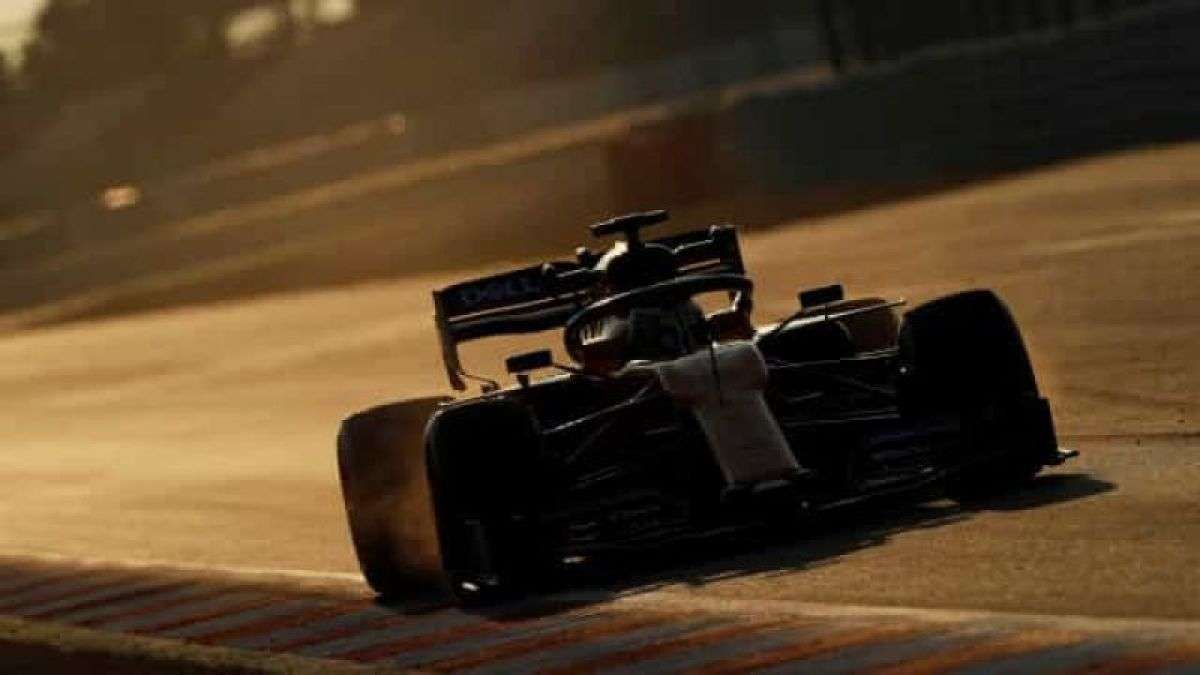 McLaren confirma contratação de engenheiro de corridas de Verstappen para 2028