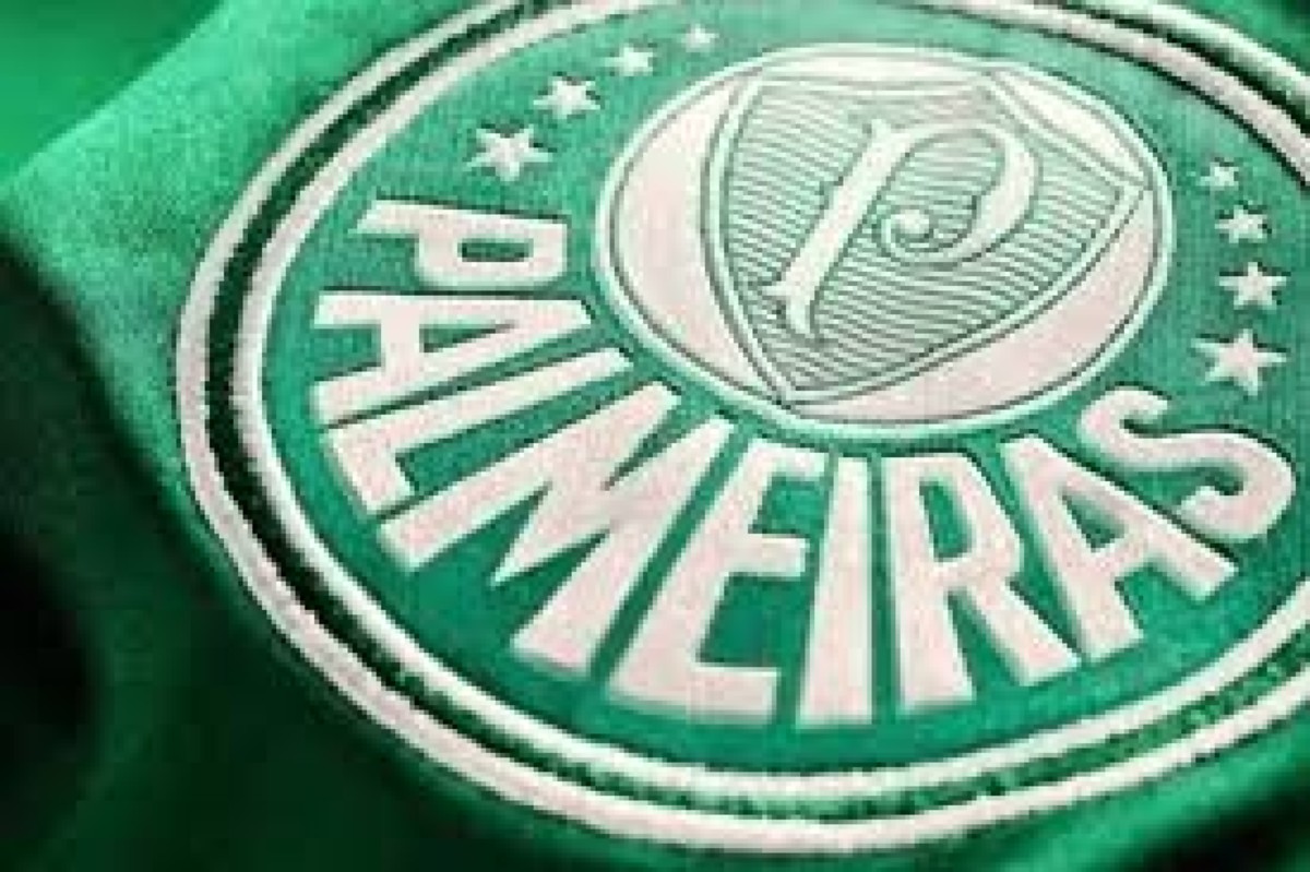 Torcedores do Palmeiras vão poder escolher nome do estádio após acordo com Nubank