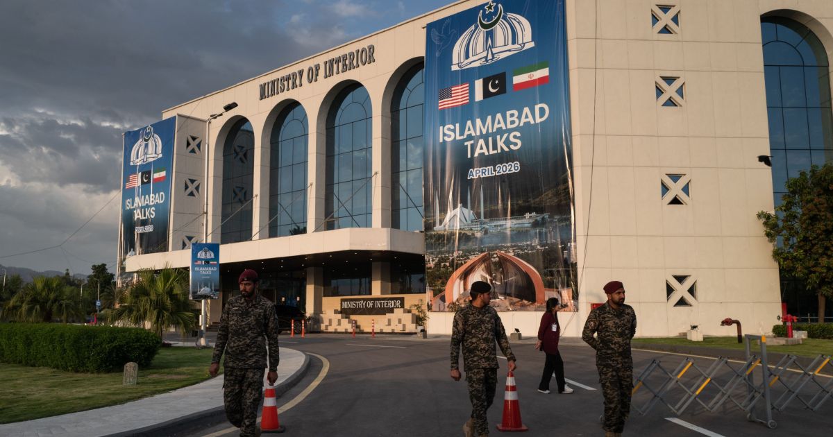 Veja como foram as negociações dos EUA e Irã no Paquistão