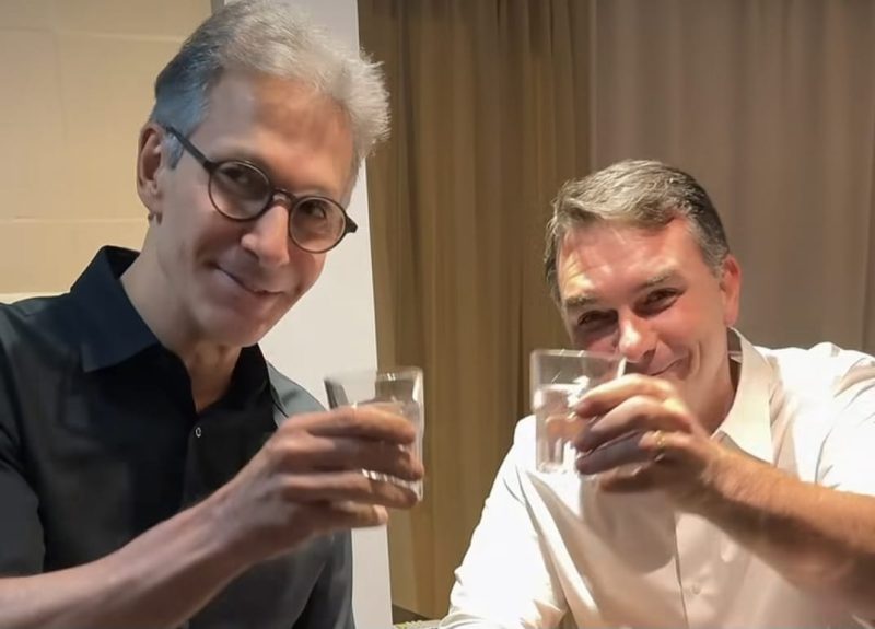 Flávio e Zema aparecem juntos e agitam as redes: ‘A dupla que eu quero’; vídeo