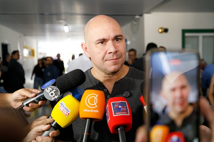 Abilio vê como estratégica aproximação de Flávio com lideranças de outros partidos