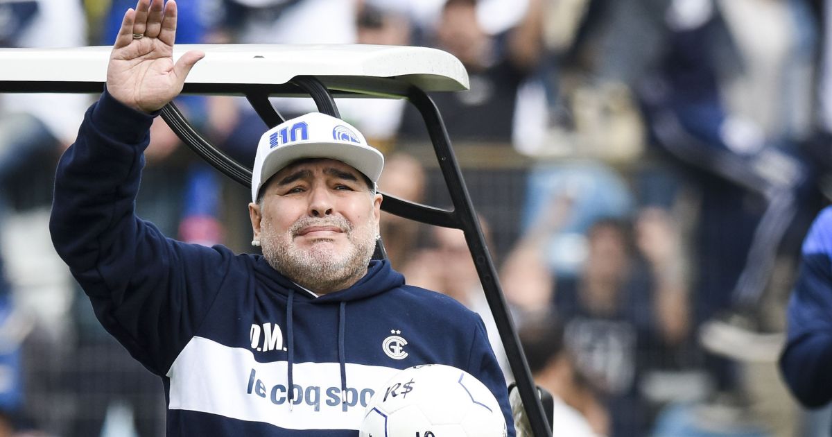 Justiça da Argentina retoma julgamento da morte de Diego Maradona