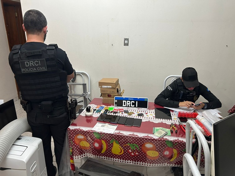 Golpistas que usam IA para invadir contas são alvos da Polícia Civil