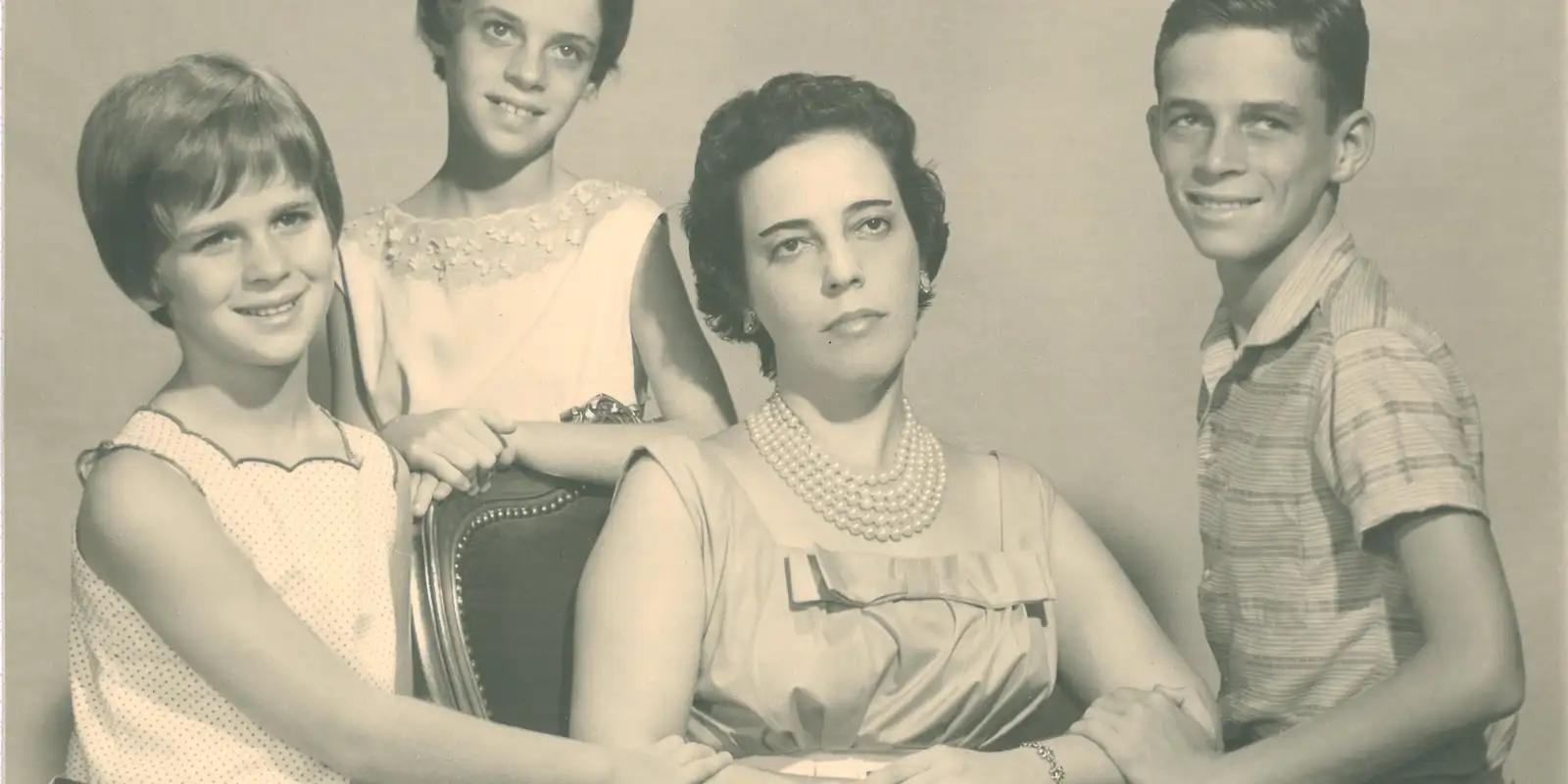 Morta há 50 anos, Zuzu Angel usou a maternidade como arma política