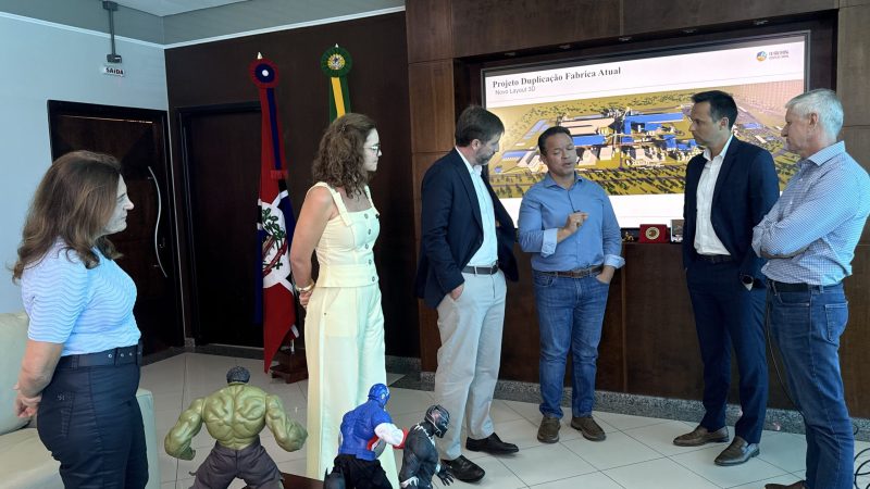 Prefeito Cláudio Ferreira anuncia investimento de R$ 2 bilhões da COFCO em Rondonópolis