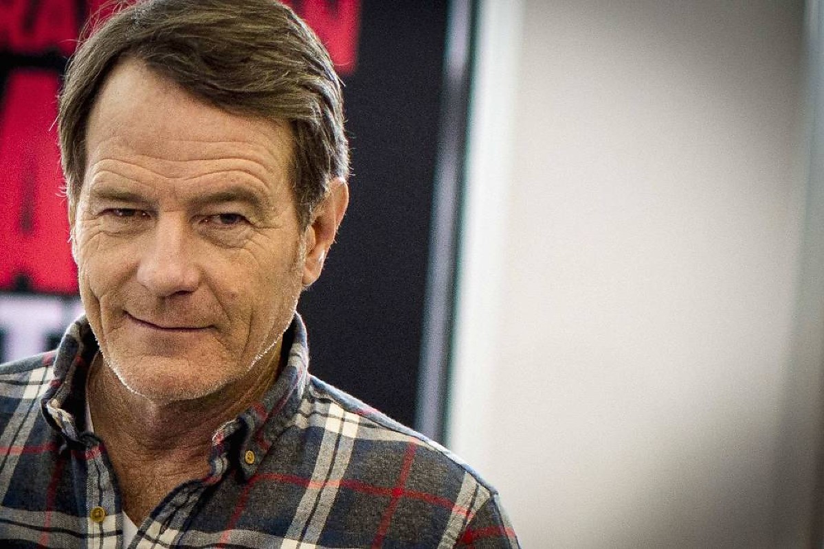 Bryan Craston e artistas assinam carta contra fusão entre Warner e Paramount