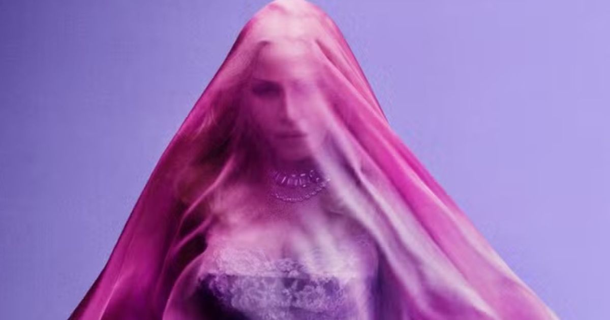 Madonna revela capa e data de lançamento de novo álbum