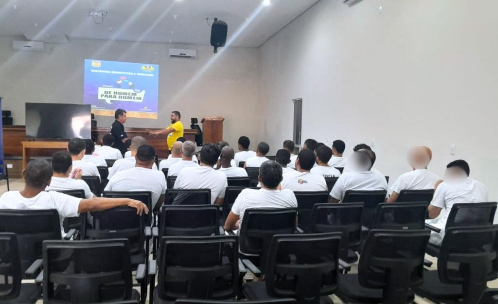 Sejus realiza segunda etapa do projeto “Homens em Reconstrução” em unidade prisional de Várzea Grande