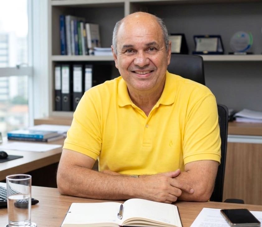 Neles defende incentivo ao primeiro emprego e destaca necessidade de ampliar oportunidades para jovens