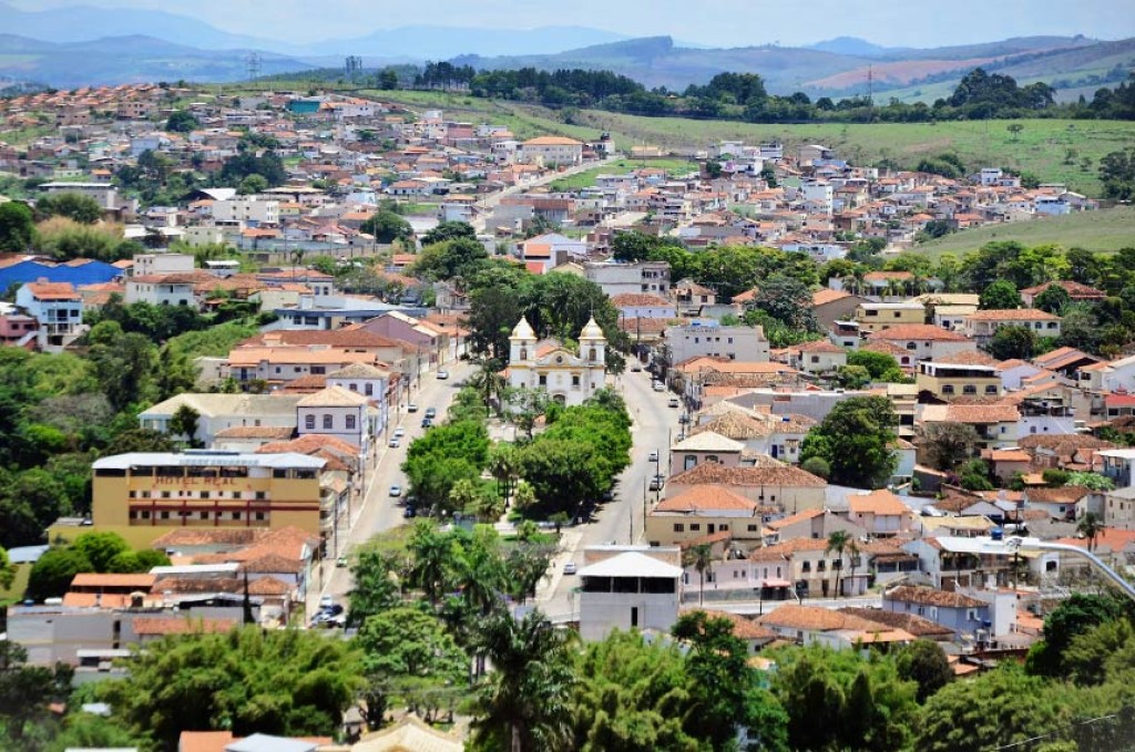 Entra em vigor lei que impõe regras para o redesenho de municípios