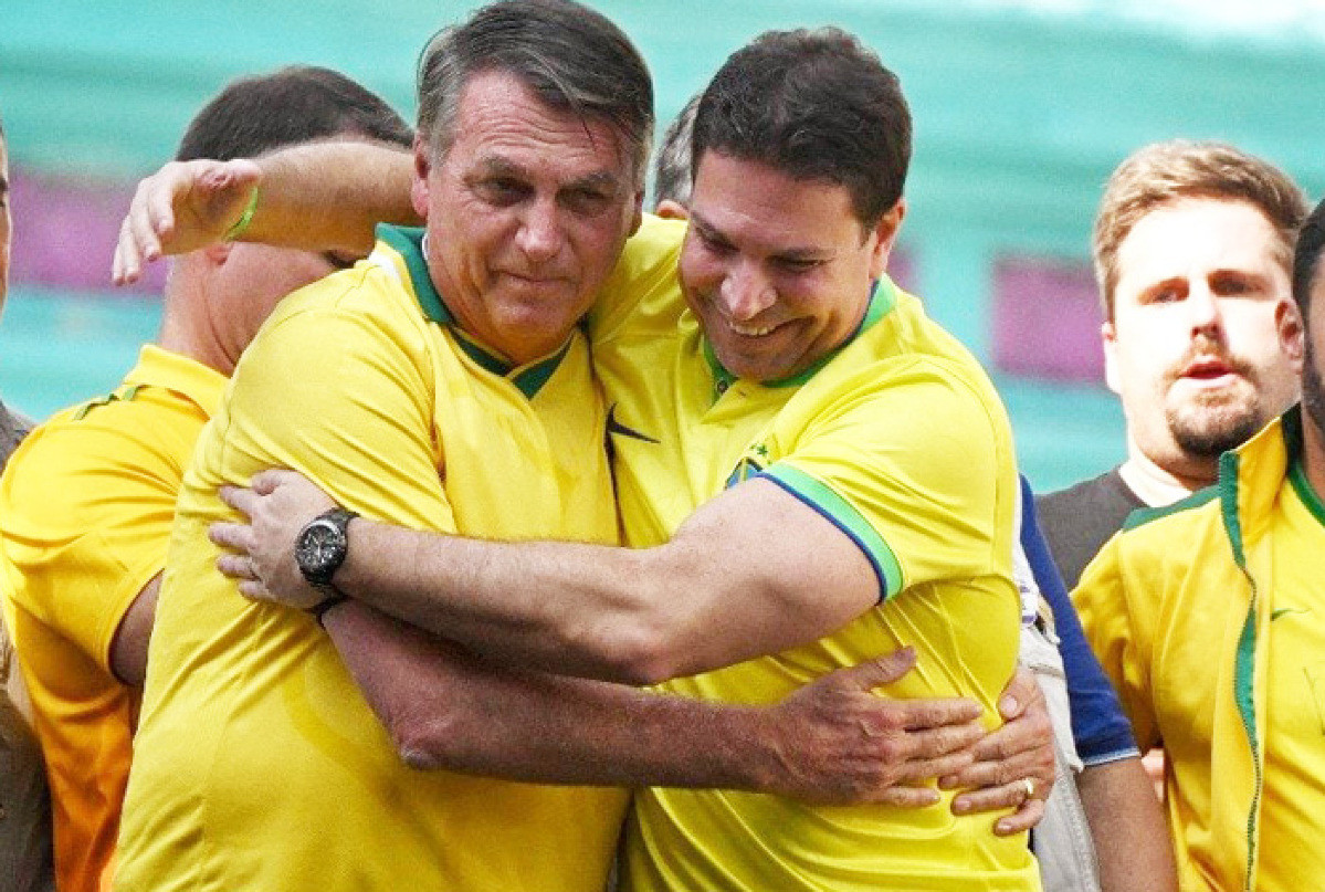 Foragido Ramagem deixa a prisão nos EUA e bolsonaristas festejam