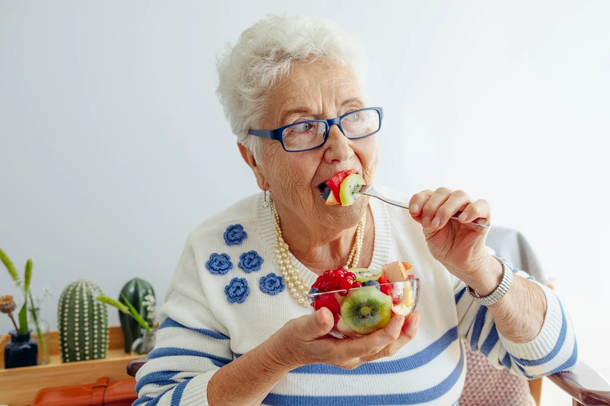 Mastigação lenta é aliada do emagrecimento e da saúde digestiva