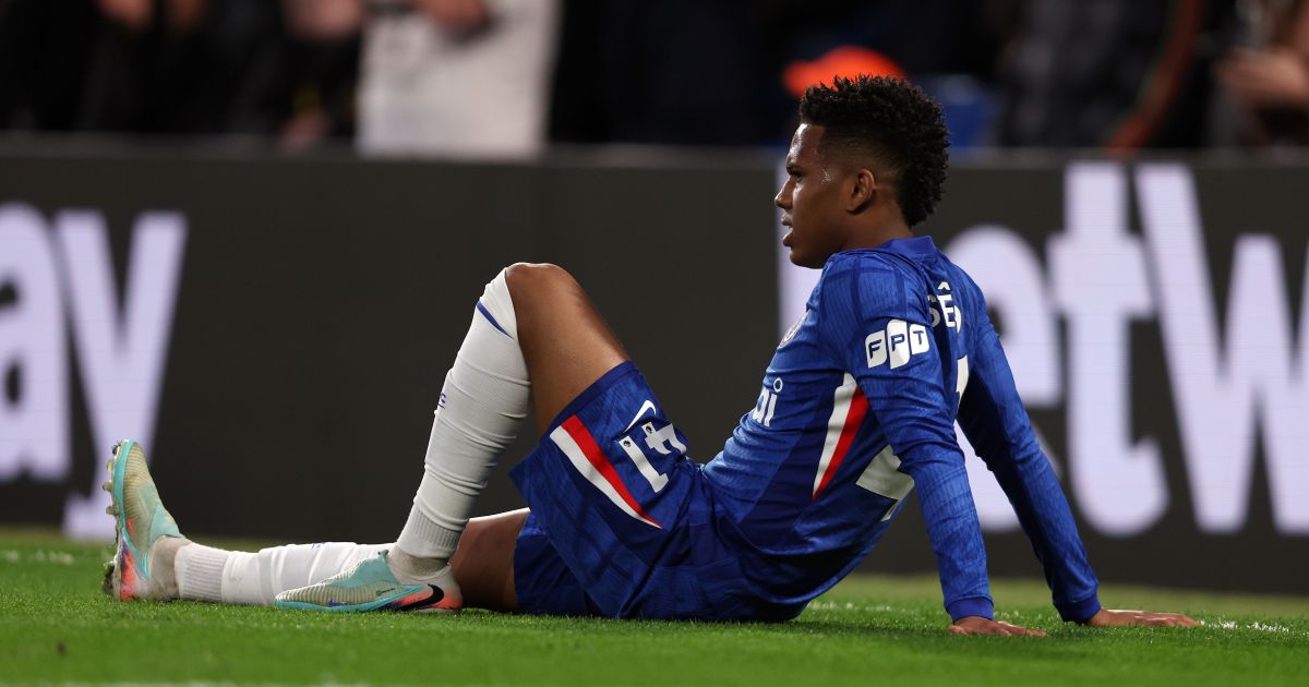 Estêvão deixa jogo do Chelsea lesionado e preocupa Seleção para Copa