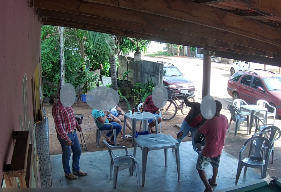Ataque brutal em bar termina em morte: homem é atingido com capacetes e não resiste em MT