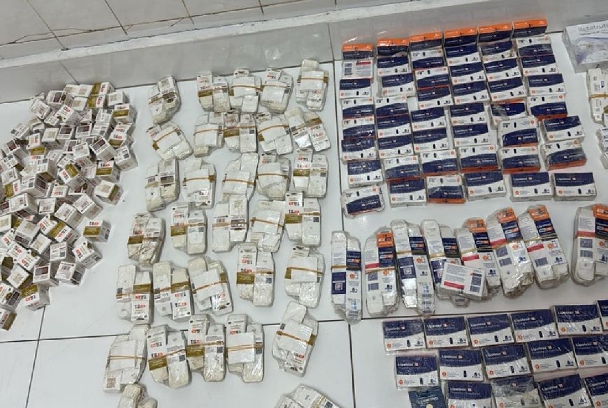 Vídeo: PM é flagrado com perfumes e emagrecedores contrabandeados em Rondonópolis